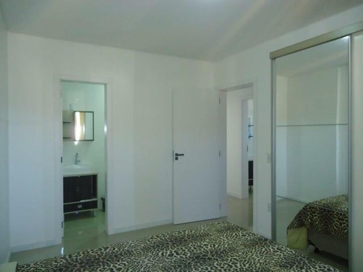 Res. Antonio Pinheiro. Apartamento Com 2 Dormitorios. Bombinhas Zewnętrze zdjęcie